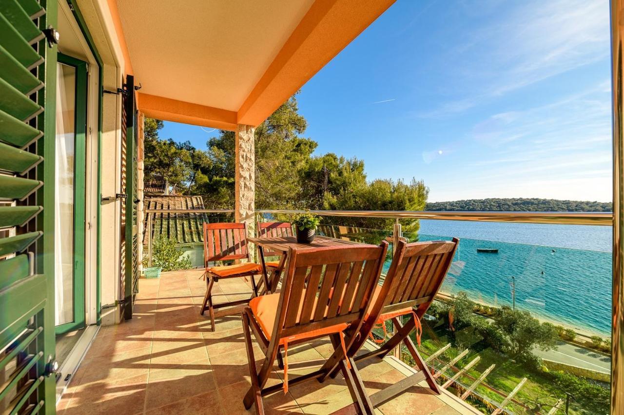 Villa Magnolia Mali Lošinj Esterno foto