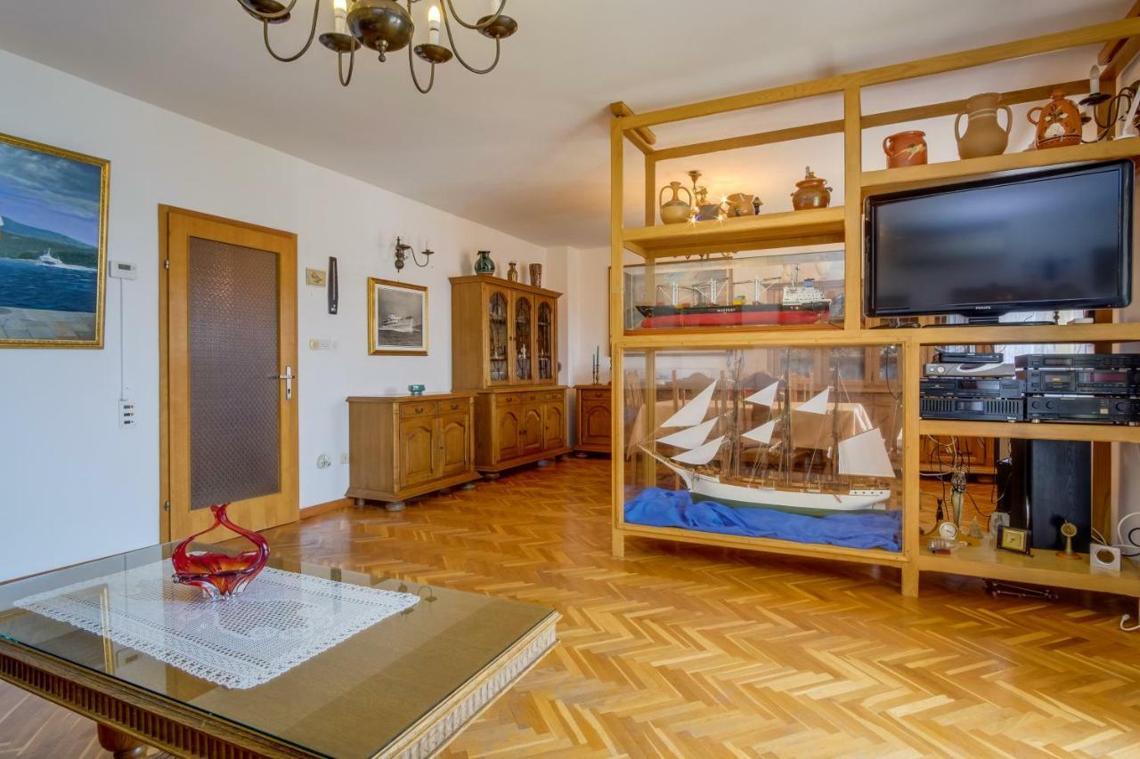 Villa Magnolia Mali Lošinj Esterno foto