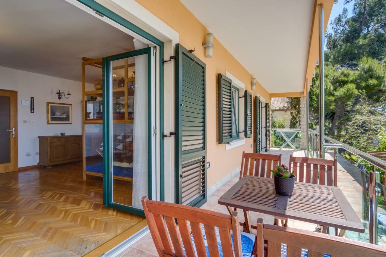 Villa Magnolia Mali Lošinj Esterno foto