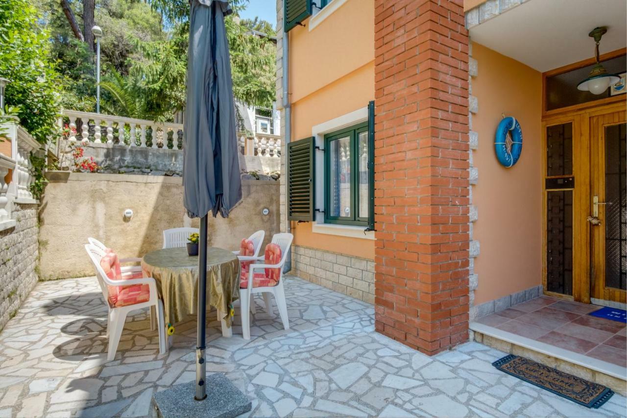 Villa Magnolia Mali Lošinj Esterno foto